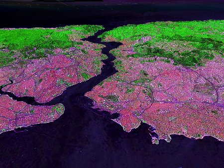 Luftbild von Istanbul: Dicht bebauut und nur wenige Parks